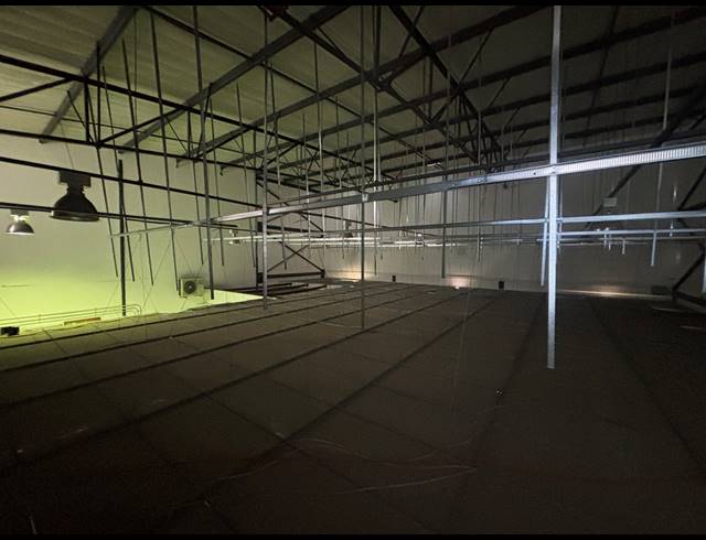 276M² WAREHOUSE TO LET IN SOMERSET WEST MALL TRIANGLE